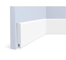 Плинтус Hiwood B70 с полосой 70*10,5*2000 мм в г. Екатеринбург