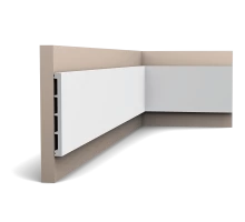 Плинтус из ударопрочного полимера SX168